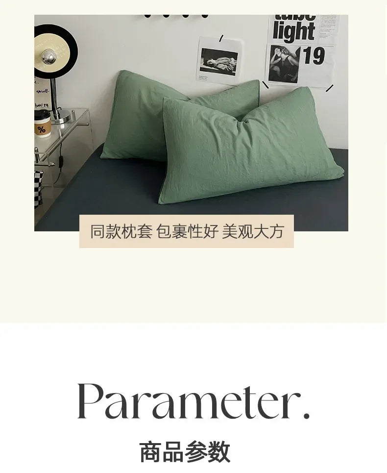 Duvet Cover with pillowcases and sheet