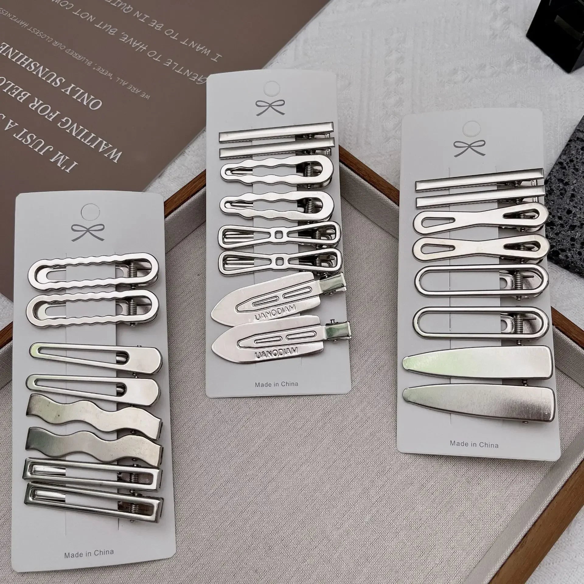 Hair Clips Set – Assorted Styles & Colours for Women & Girls