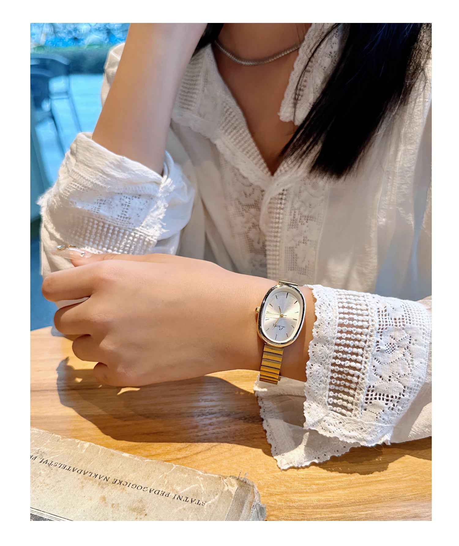 Women's Quartz Watch with Gold Bracelet