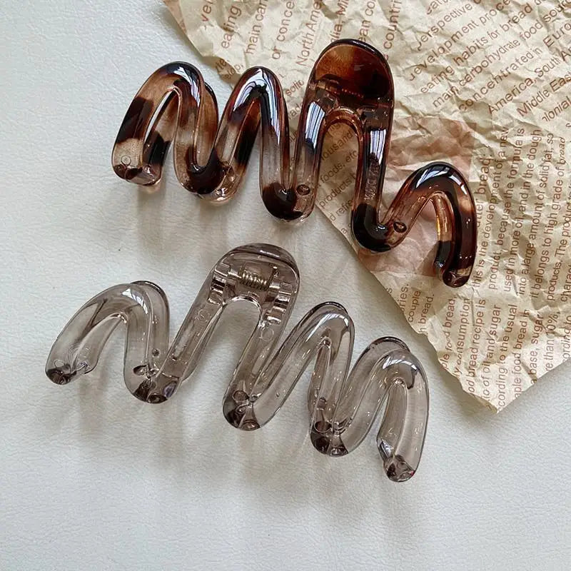 High Gloss Plastic Hair Clip – Snap Closure, Strong Hold