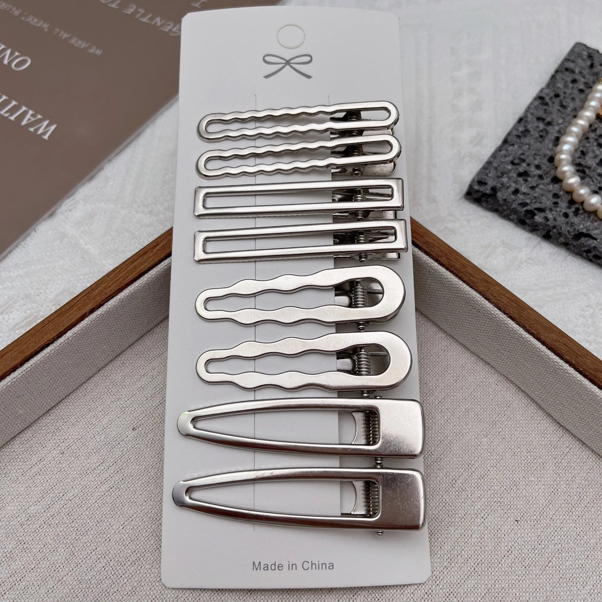 Hair Clips Set – Assorted Styles & Colours for Women & Girls