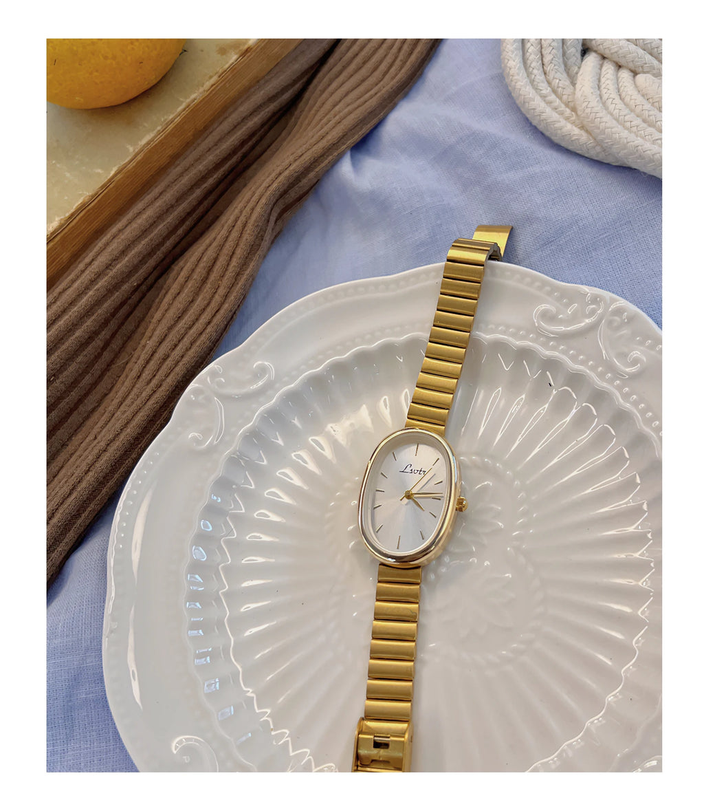 Women's Quartz Watch with Gold Bracelet
