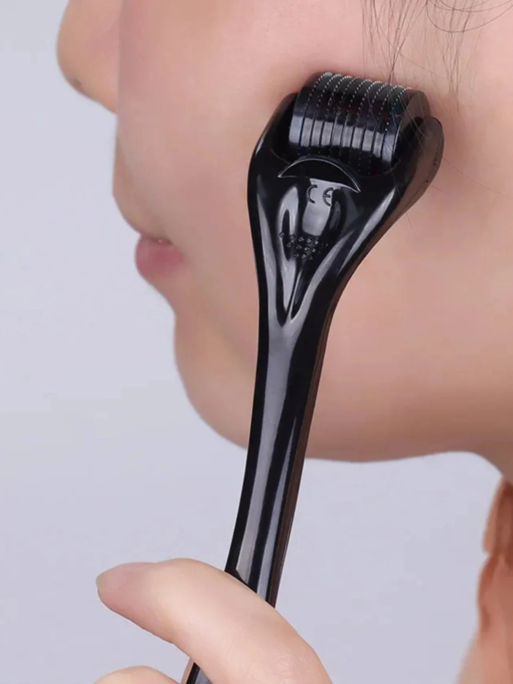 540-Pin Titanium Microneedle Derma Roller