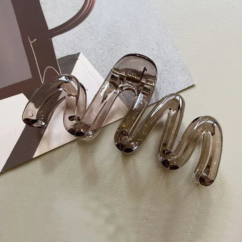 High Gloss Plastic Hair Clip – Snap Closure, Strong Hold
