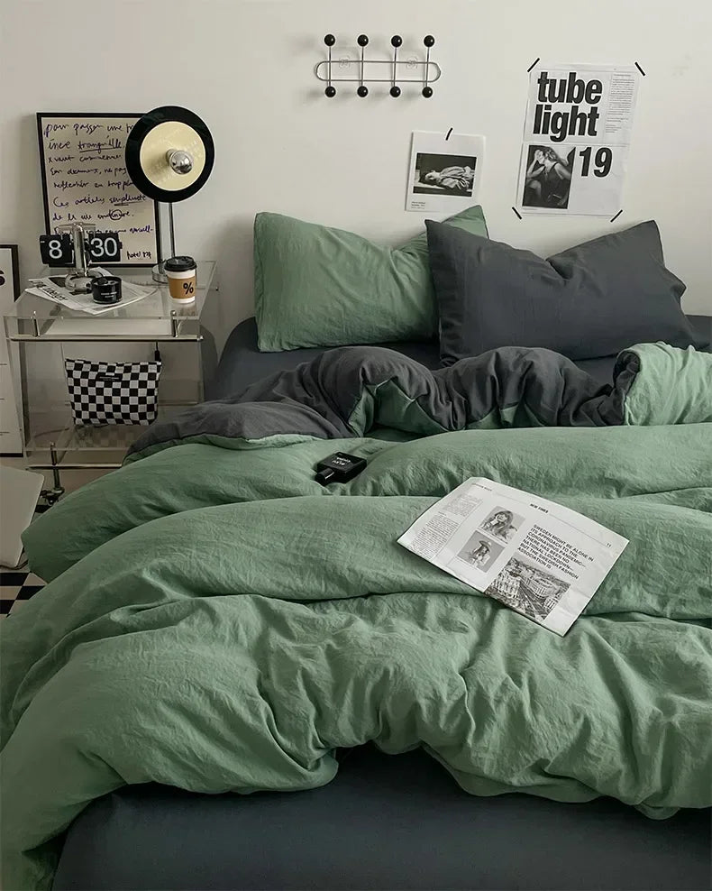 Duvet Cover with pillowcases and sheet