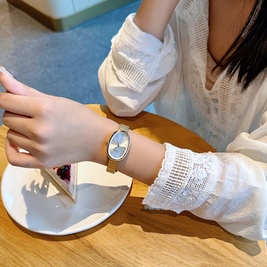 Women's Quartz Watch with Gold Bracelet