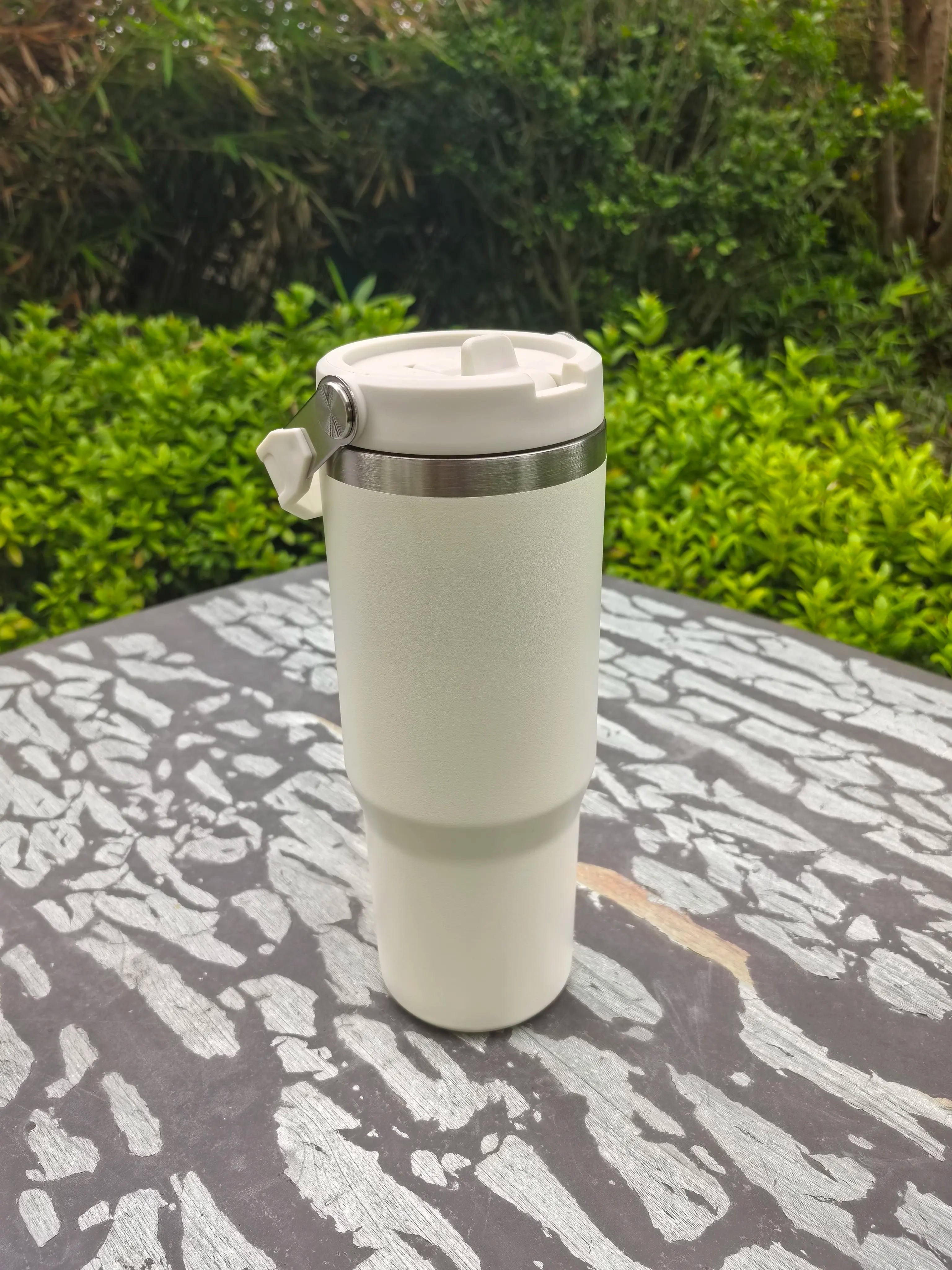 30oz Vacuum Insulated Stainless Steel Tumbler
