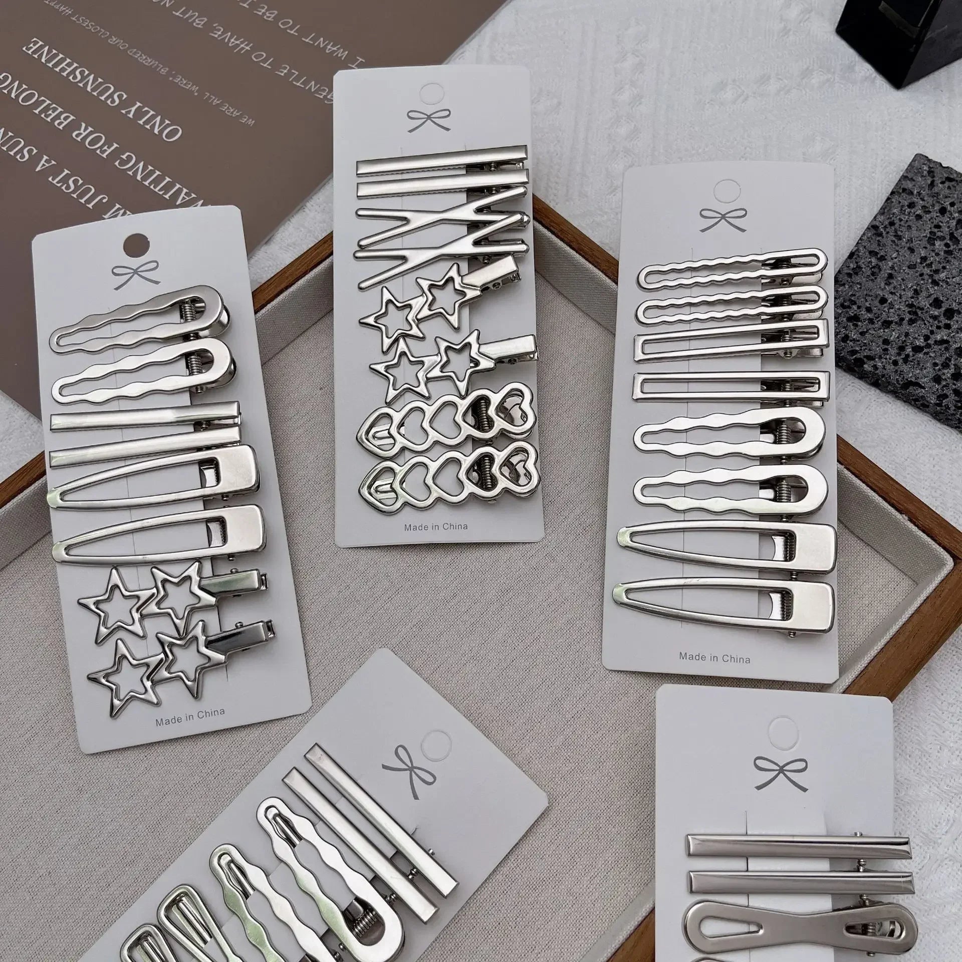 Hair Clips Set – Assorted Styles & Colours for Women & Girls