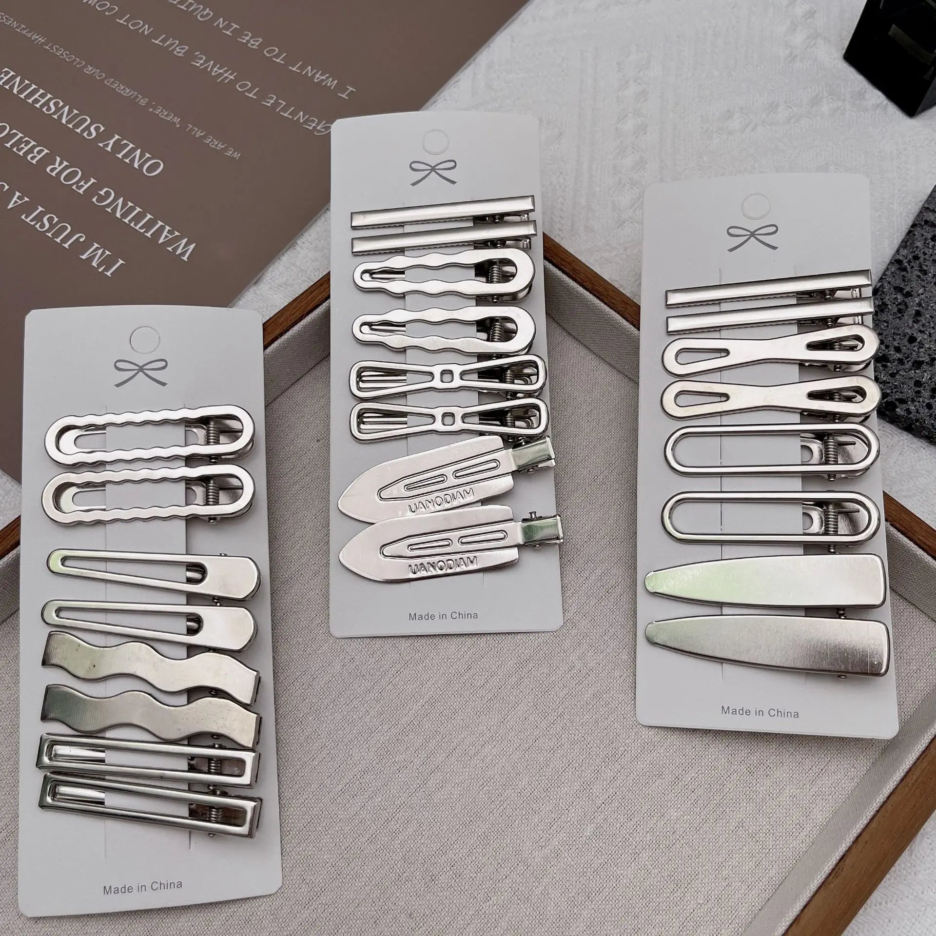 Hair Clips Set – Assorted Styles & Colours for Women & Girls