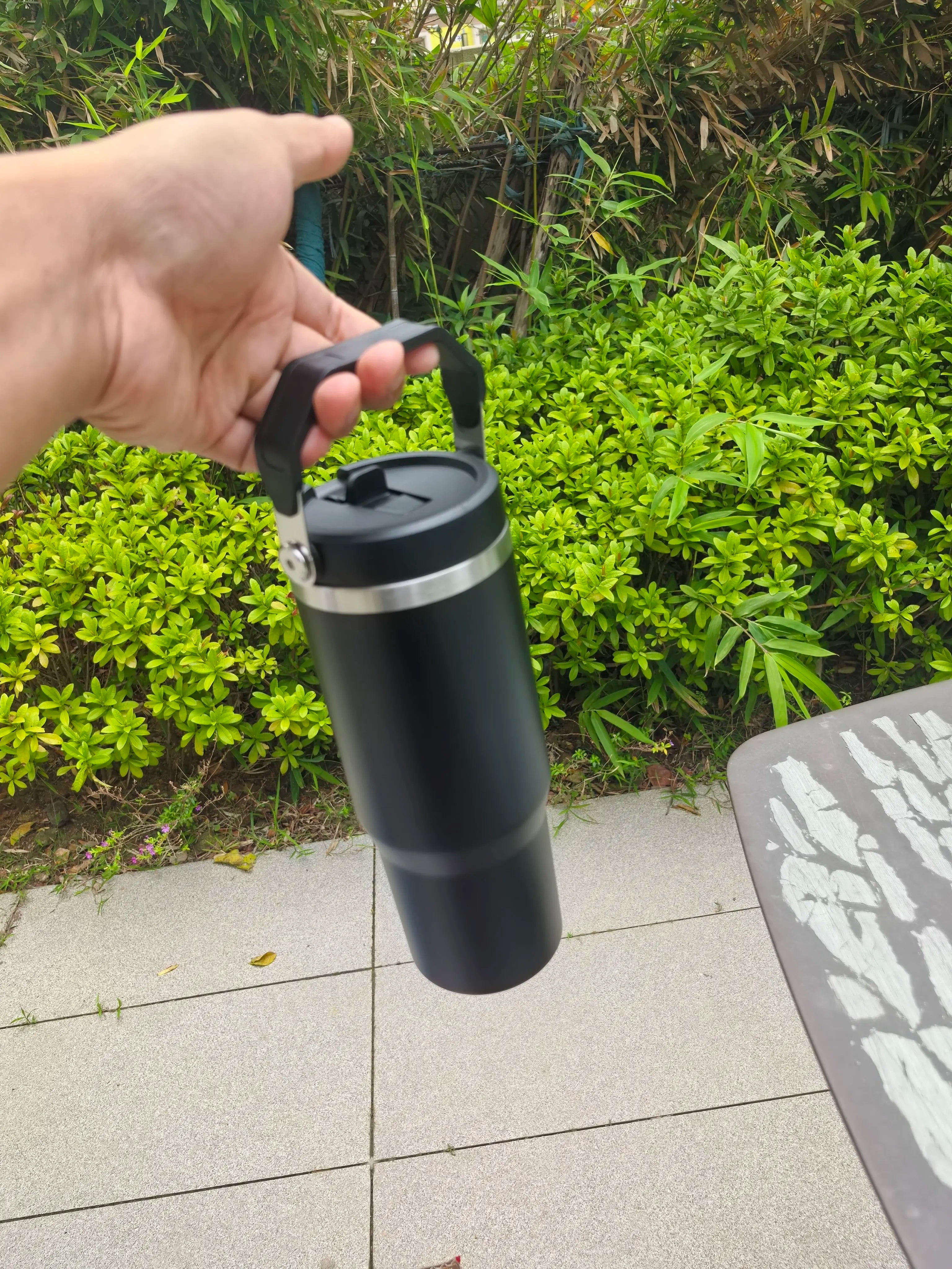 30oz Vacuum Insulated Stainless Steel Tumbler